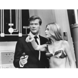 Man With the Golden Gun Roger Moore Britt Ekland Photo